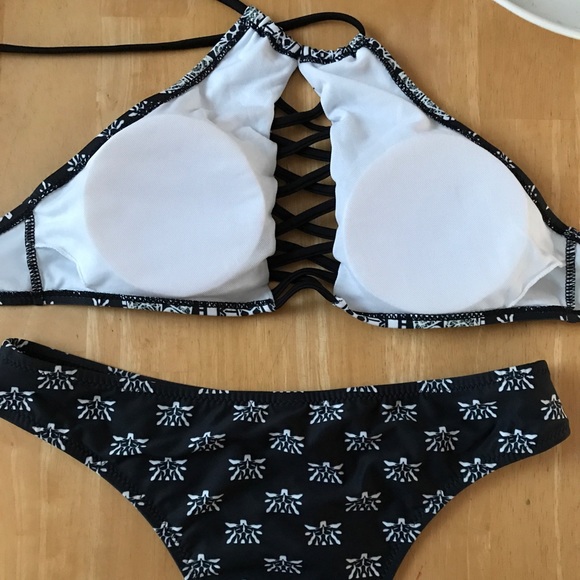 Patterned boho halter swim set - Picture 2 of 5